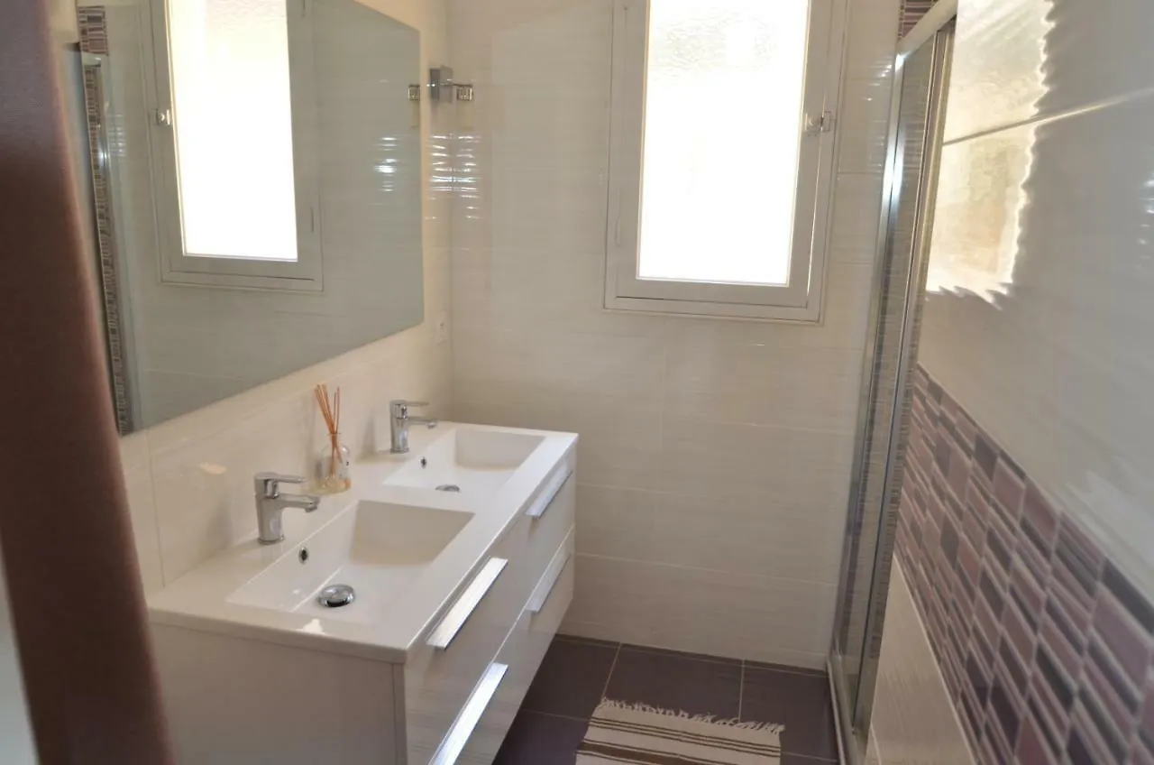 4 Rue Guigonis Apartment Nice